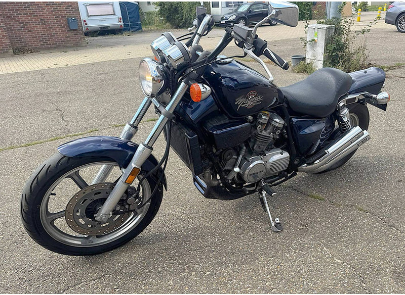 Honda Magna VF750C - Μοτοσικλέτα: φωτογραφία 4 Honda Magna VF750C - Μοτοσικλέτα: φωτογραφία 4