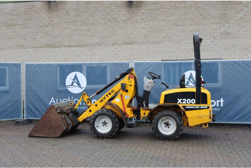 Hytec X200 - Ελαστιχοφόρος φορτωτής: φωτογραφία 3 Hytec X200 - Ελαστιχοφόρος φορτωτής: φωτογραφία 3