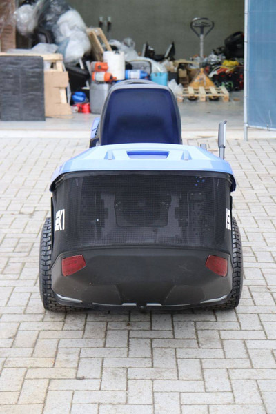 Iseki SXE213 - Χλοοκοπτικό: φωτογραφία 5 Iseki SXE213 - Χλοοκοπτικό: φωτογραφία 5