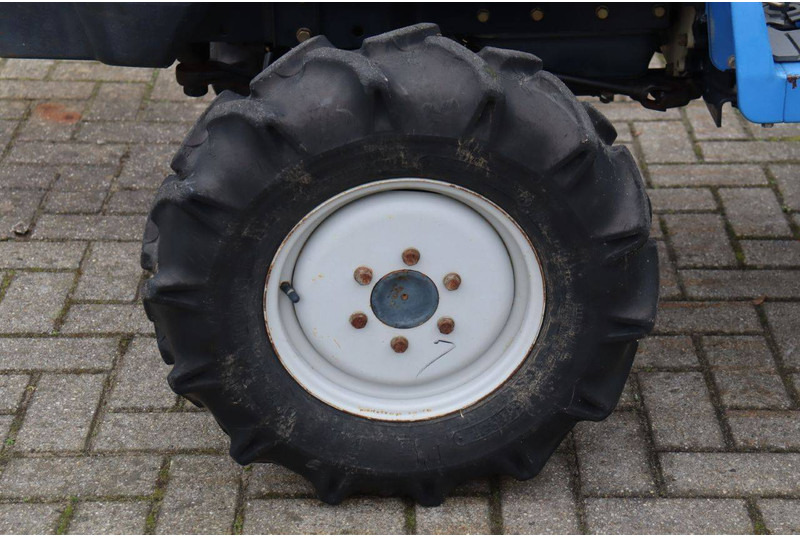 Τρακτέρ Iseki TF193F: φωτογραφία 13