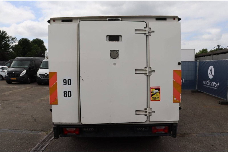 Iveco Daily - Βαν: φωτογραφία 5 Iveco Daily - Βαν: φωτογραφία 5
