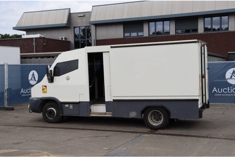 Iveco Daily - Βαν: φωτογραφία 3 Iveco Daily - Βαν: φωτογραφία 3