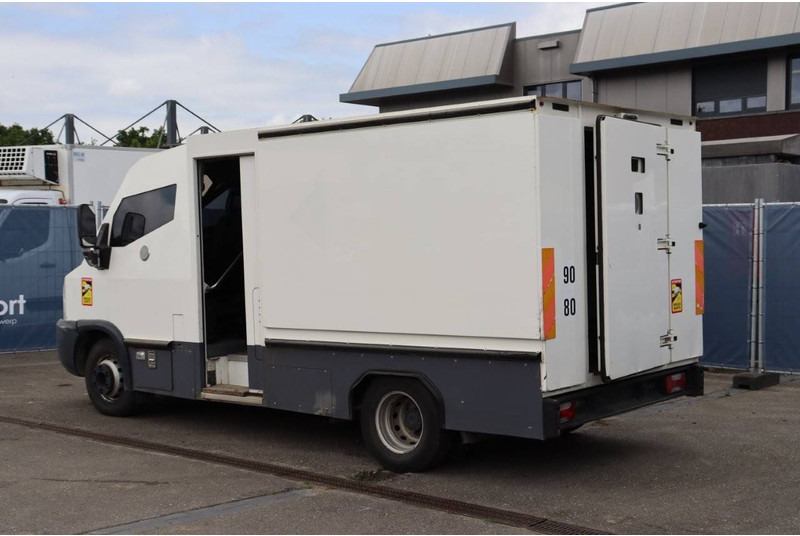 Iveco Daily - Βαν: φωτογραφία 4 Iveco Daily - Βαν: φωτογραφία 4