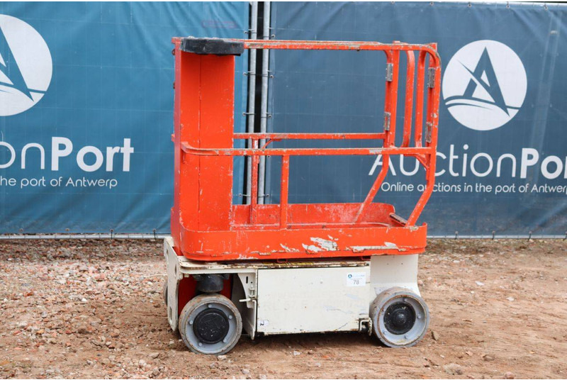 JLG 1230ES - Πλατφόρμα εναέρια: φωτογραφία 1 JLG 1230ES - Πλατφόρμα εναέρια: φωτογραφία 1
