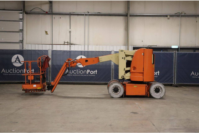 JLG E300AJP - Καλαθοφόρο ανυψωτικό: φωτογραφία 2 JLG E300AJP - Καλαθοφόρο ανυψωτικό: φωτογραφία 2
