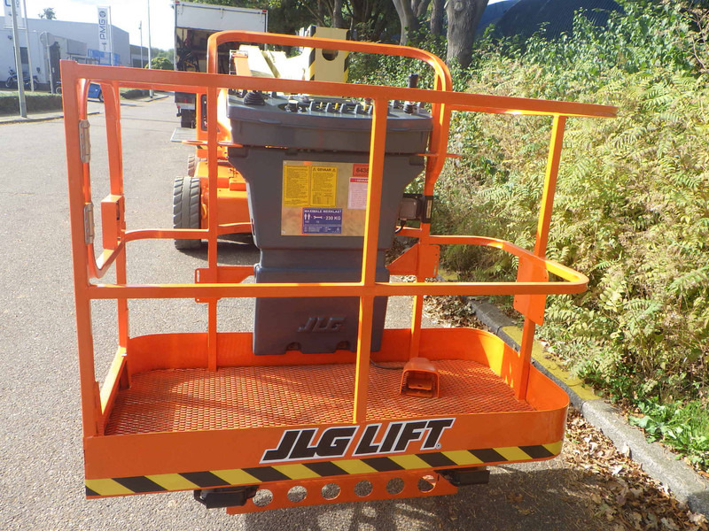 JLG E450AJ - Καλαθοφόρο ανυψωτικό: φωτογραφία 4 JLG E450AJ - Καλαθοφόρο ανυψωτικό: φωτογραφία 4