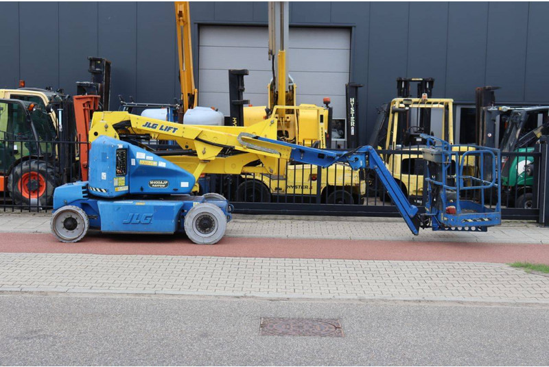JLG M400AJPN - Καλαθοφόρο ανυψωτικό: φωτογραφία 2 JLG M400AJPN - Καλαθοφόρο ανυψωτικό: φωτογραφία 2