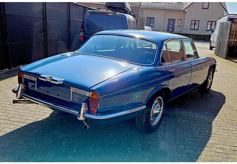 Jaguar XJ 4.2 Manual 4-Speed Overdrive - Λιμουζίνα/ Sedan: φωτογραφία 3 Jaguar XJ 4.2 Manual 4-Speed Overdrive - Λιμουζίνα/ Sedan: φωτογραφία 3