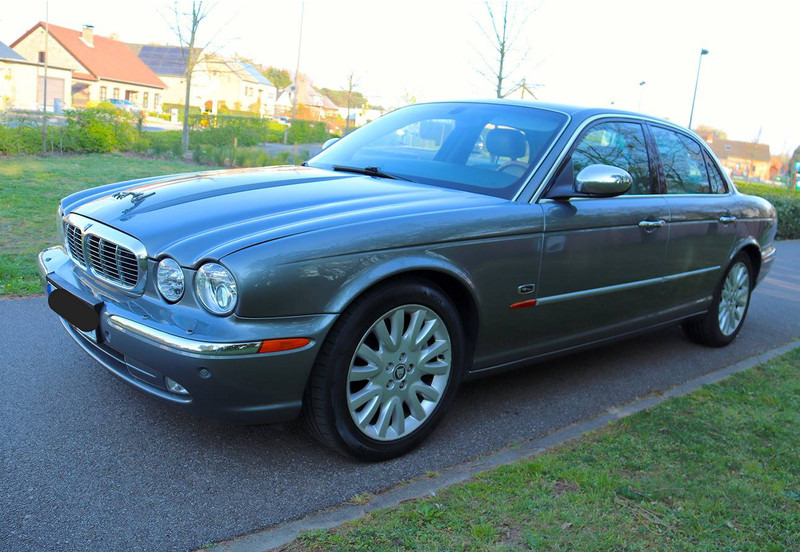 Jaguar XJ-6 3.0 Sovereign - Λιμουζίνα/ Sedan: φωτογραφία 1 Jaguar XJ-6 3.0 Sovereign - Λιμουζίνα/ Sedan: φωτογραφία 1