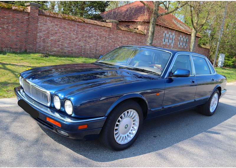 Jaguar XJ Sovereign 4.0 - Λιμουζίνα/ Sedan: φωτογραφία 1 Jaguar XJ Sovereign 4.0 - Λιμουζίνα/ Sedan: φωτογραφία 1