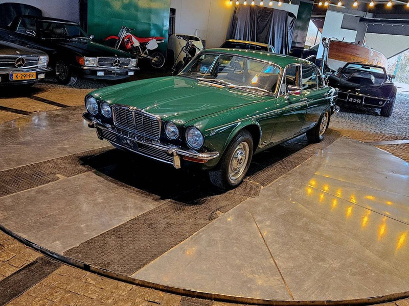 Jaguar XJ (series II) 4.2 Automatic - Λιμουζίνα/ Sedan: φωτογραφία 1 Jaguar XJ (series II) 4.2 Automatic - Λιμουζίνα/ Sedan: φωτογραφία 1