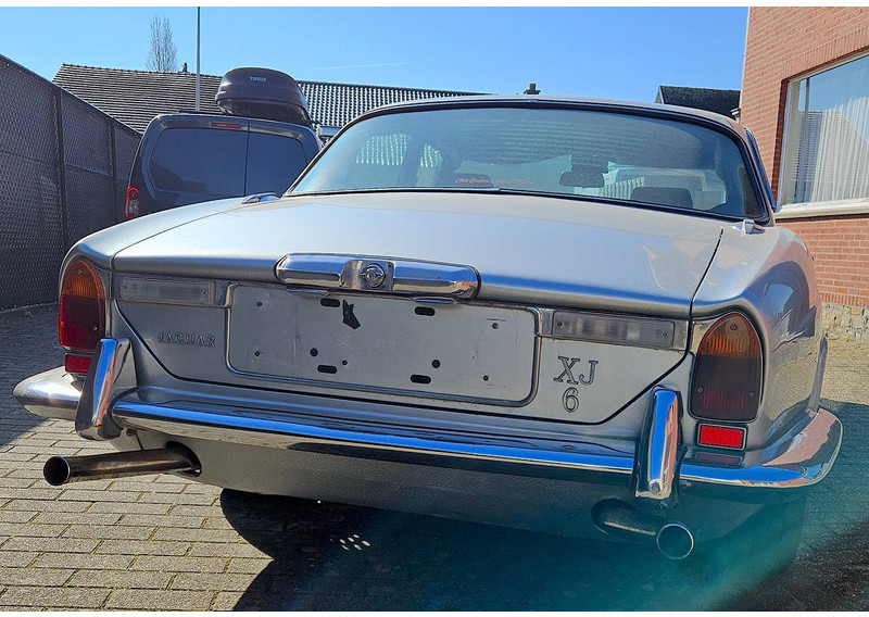 Jaguar XJ (series II) 6 Automatic - Λιμουζίνα/ Sedan: φωτογραφία 3 Jaguar XJ (series II) 6 Automatic - Λιμουζίνα/ Sedan: φωτογραφία 3