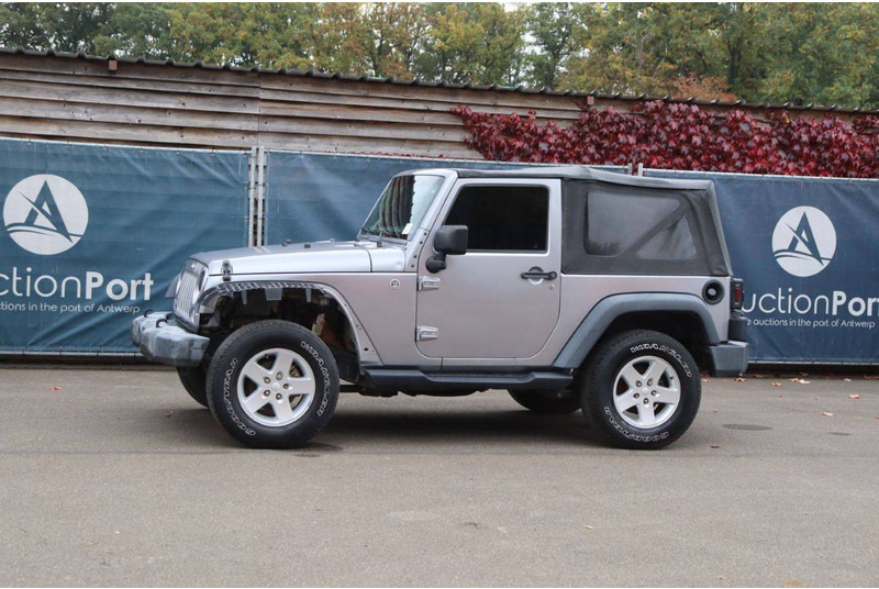Jeep Wrangler Sport - SUV: φωτογραφία 1 Jeep Wrangler Sport - SUV: φωτογραφία 1
