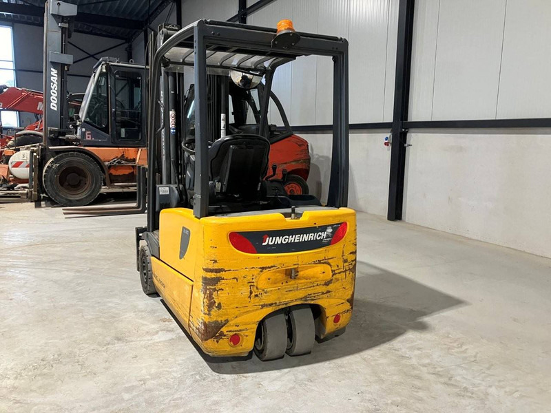 Jungheinrich EFG 216 - Ηλεκτροκίνητο περονοφόρο: φωτογραφία 3 Jungheinrich EFG 216 - Ηλεκτροκίνητο περονοφόρο: φωτογραφία 3