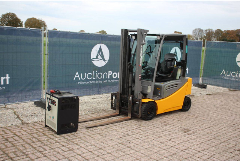 Ηλεκτροκίνητο περονοφόρο Jungheinrich EFG 316: φωτογραφία 8 Ηλεκτροκίνητο περονοφόρο Jungheinrich EFG 316: φωτογραφία 8