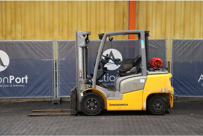 Jungheinrich TFG 425 - Υγραεριοκίνητο περονοφόρο: φωτογραφία 2 Jungheinrich TFG 425 - Υγραεριοκίνητο περονοφόρο: φωτογραφία 2