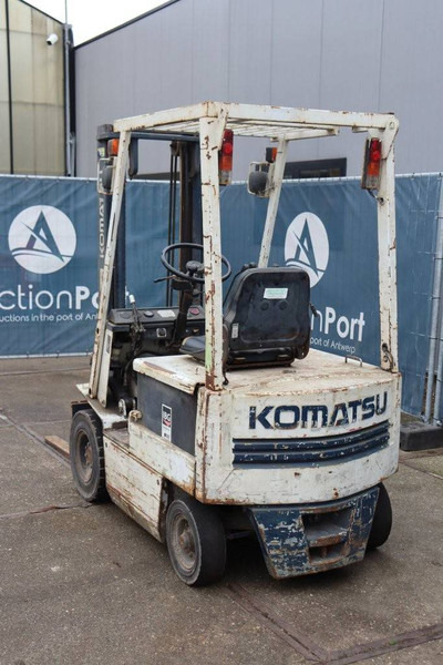 Komatsu FB15-5 - Ηλεκτροκίνητο περονοφόρο: φωτογραφία 4 Komatsu FB15-5 - Ηλεκτροκίνητο περονοφόρο: φωτογραφία 4