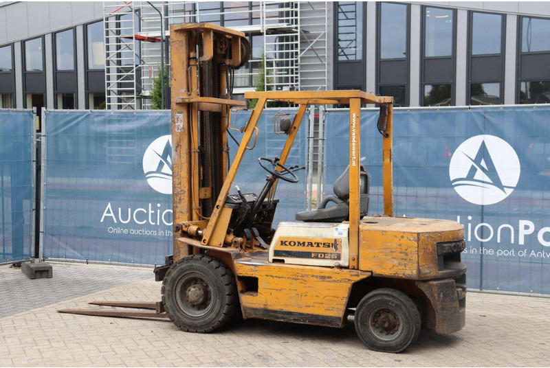 Komatsu FD-25-8 - Πετρελαιοκίνητο περονοφόρο: φωτογραφία 3 Komatsu FD-25-8 - Πετρελαιοκίνητο περονοφόρο: φωτογραφία 3