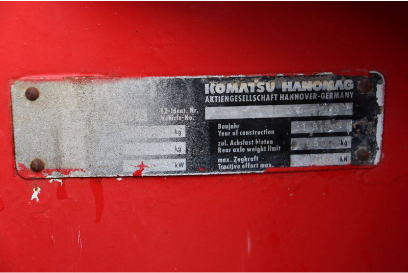 Ελαστιχοφόρος φορτωτής Komatsu WA 270-3: φωτογραφία 20