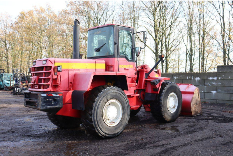 Ελαστιχοφόρος φορτωτής Komatsu WA 270-3: φωτογραφία 6