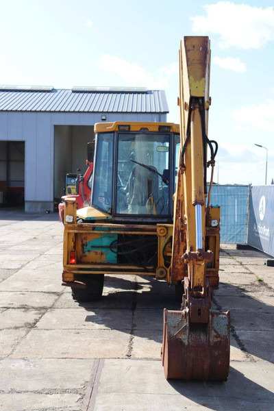 Komatsu WB97R - Φορτωτής εκσκαφέας: φωτογραφία 5 Komatsu WB97R - Φορτωτής εκσκαφέας: φωτογραφία 5