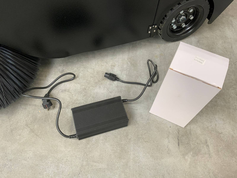 Νέα Σάρωθρο δρόμων Kremer KRYZS4 Zit: φωτογραφία 11