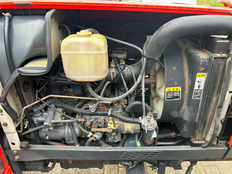 Τρακτέρ Kubota GL240: φωτογραφία 18 Τρακτέρ Kubota GL240: φωτογραφία 18