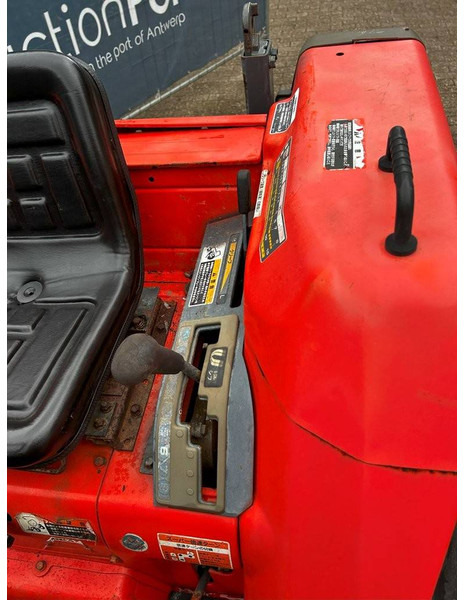 Τρακτέρ Kubota GL240: φωτογραφία 13 Τρακτέρ Kubota GL240: φωτογραφία 13