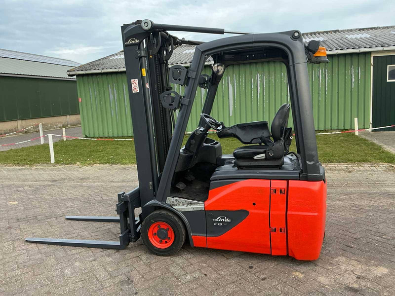 Linde E15-02 - Ηλεκτροκίνητο περονοφόρο: φωτογραφία 2 Linde E15-02 - Ηλεκτροκίνητο περονοφόρο: φωτογραφία 2