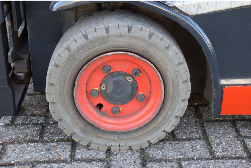 Ηλεκτροκίνητο περονοφόρο Linde E16P-02: φωτογραφία 16