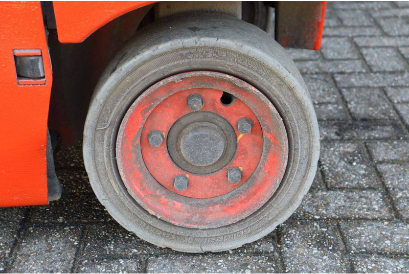 Ηλεκτροκίνητο περονοφόρο Linde E16P-02: φωτογραφία 17