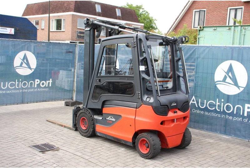 Linde E25-01 - Ηλεκτροκίνητο περονοφόρο: φωτογραφία 3 Linde E25-01 - Ηλεκτροκίνητο περονοφόρο: φωτογραφία 3