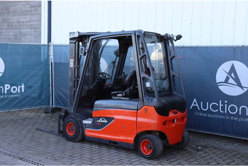 Linde E25L-01 - Ηλεκτροκίνητο περονοφόρο: φωτογραφία 3 Linde E25L-01 - Ηλεκτροκίνητο περονοφόρο: φωτογραφία 3