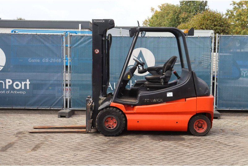 Linde E30/02 - Ηλεκτροκίνητο περονοφόρο: φωτογραφία 2 Linde E30/02 - Ηλεκτροκίνητο περονοφόρο: φωτογραφία 2