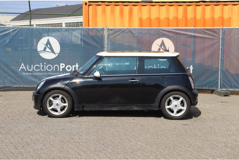 MINI Cooper - Λιμουζίνα/ Sedan: φωτογραφία 2 MINI Cooper - Λιμουζίνα/ Sedan: φωτογραφία 2