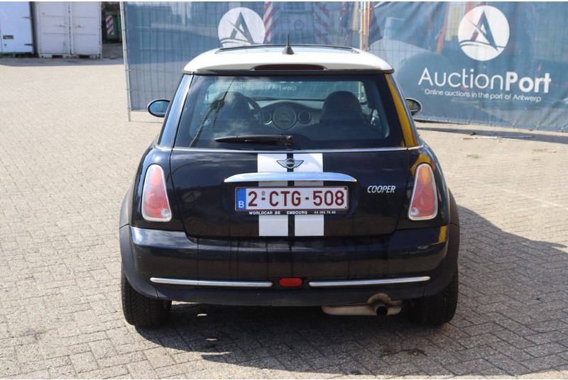 MINI Cooper - Λιμουζίνα/ Sedan: φωτογραφία 5 MINI Cooper - Λιμουζίνα/ Sedan: φωτογραφία 5
