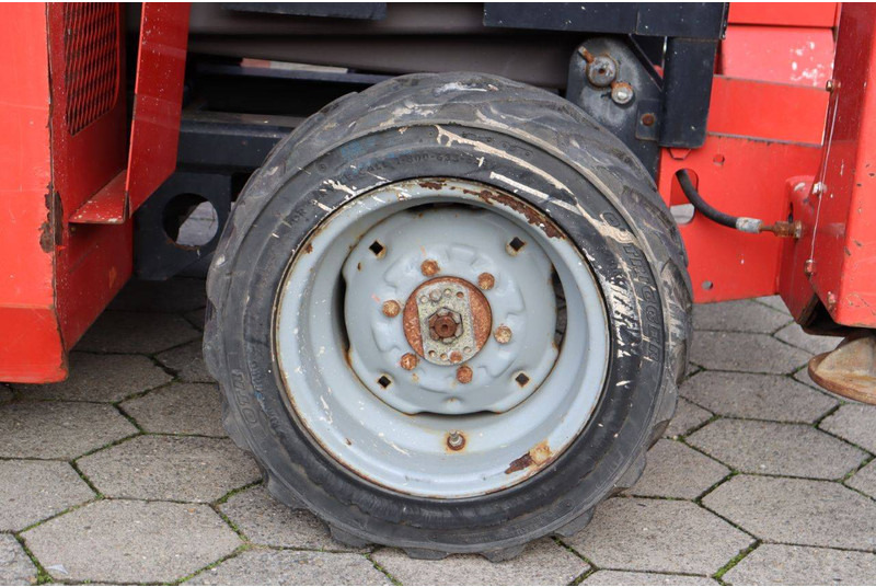 Ψαλιδωτό ανυψωτικό Manitou 120SC: φωτογραφία 18 Ψαλιδωτό ανυψωτικό Manitou 120SC: φωτογραφία 18