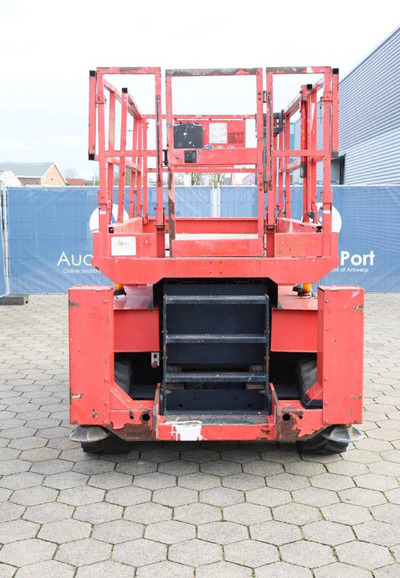 Ψαλιδωτό ανυψωτικό Manitou 120SC: φωτογραφία 8 Ψαλιδωτό ανυψωτικό Manitou 120SC: φωτογραφία 8