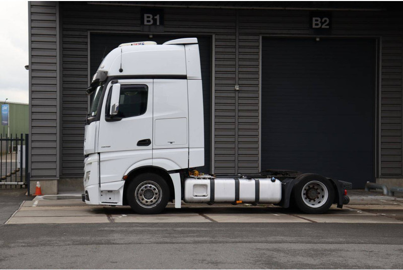 Mercedes-Benz Actros - Φορτηγό σασί: φωτογραφία 1 Mercedes-Benz Actros - Φορτηγό σασί: φωτογραφία 1