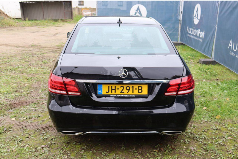 Mercedes-Benz E-Klasse 350 BLUETEC - Λιμουζίνα/ Sedan: φωτογραφία 5 Mercedes-Benz E-Klasse 350 BLUETEC - Λιμουζίνα/ Sedan: φωτογραφία 5