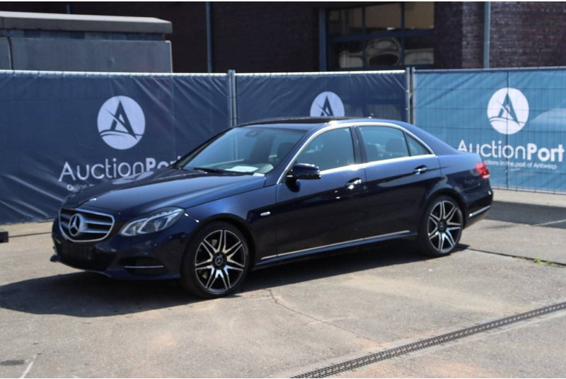 Λιμουζίνα/ Sedan Mercedes-Benz E-Klasse Avantgarde: φωτογραφία 9