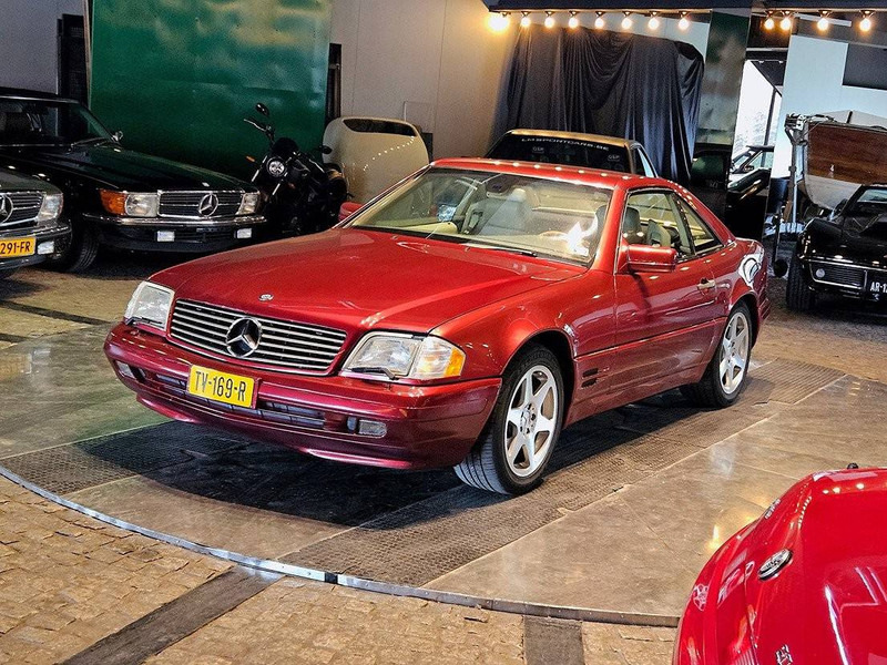 Mercedes-Benz SL-Klasse (R129) _ 500 ("40th Anniversary Roadster") - Λιμουζίνα/ Sedan: φωτογραφία 1 Mercedes-Benz SL-Klasse (R129) _ 500 ("40th Anniversary Roadster") - Λιμουζίνα/ Sedan: φωτογραφία 1