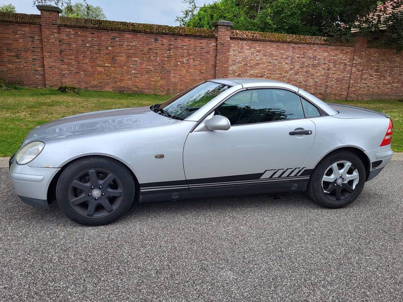 Mercedes-Benz SLK SLK200 Automatic - Λιμουζίνα/ Sedan: φωτογραφία 2 Mercedes-Benz SLK SLK200 Automatic - Λιμουζίνα/ Sedan: φωτογραφία 2