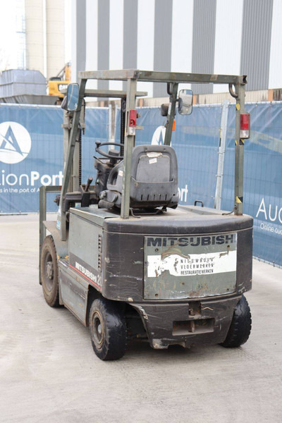 Mitsubishi FB20 - Ηλεκτροκίνητο περονοφόρο: φωτογραφία 4 Mitsubishi FB20 - Ηλεκτροκίνητο περονοφόρο: φωτογραφία 4