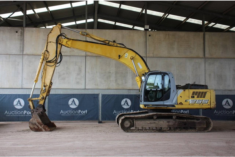 New Holland E265 - Ερπυστριοφόρος εκσκαφέας: φωτογραφία 1 New Holland E265 - Ερπυστριοφόρος εκσκαφέας: φωτογραφία 1