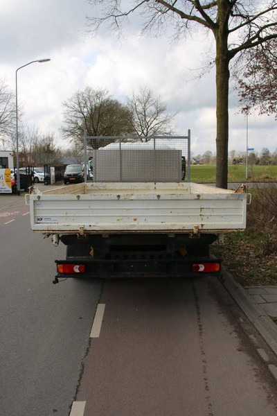 Nissan NT500 - Φορτηγό με ανοιχτή καρότσα: φωτογραφία 4 Nissan NT500 - Φορτηγό με ανοιχτή καρότσα: φωτογραφία 4