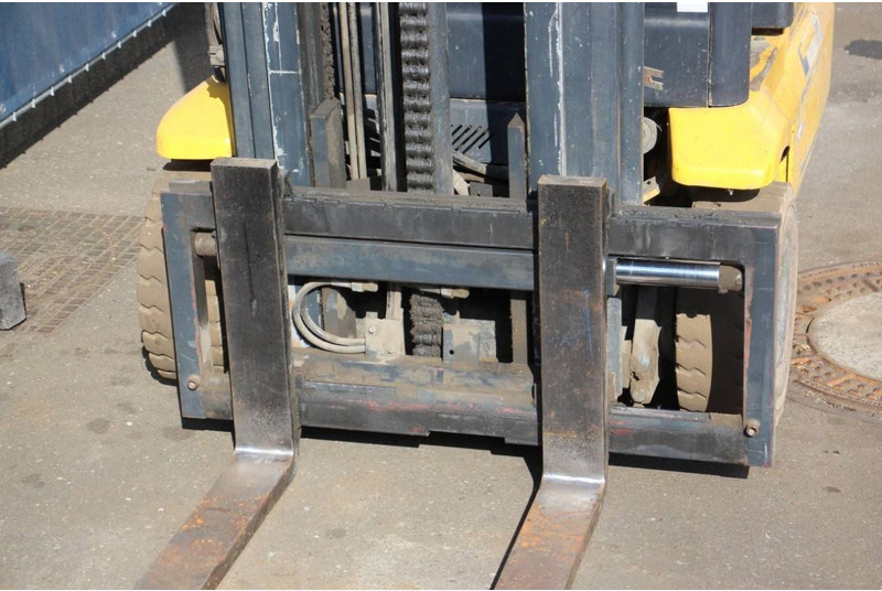 Ηλεκτροκίνητο περονοφόρο OM Carrelli XE 12 3: φωτογραφία 10