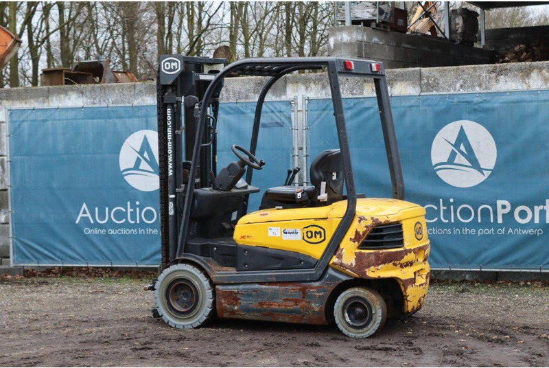 OM Carrelli XE 25 - Ηλεκτροκίνητο περονοφόρο: φωτογραφία 3 OM Carrelli XE 25 - Ηλεκτροκίνητο περονοφόρο: φωτογραφία 3