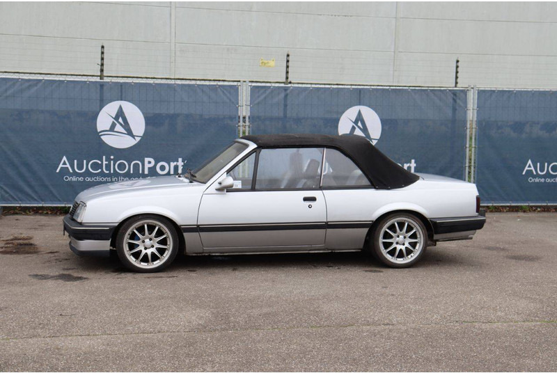 Opel ASCONA-C - Αυτοκίνητο: φωτογραφία 1 Opel ASCONA-C - Αυτοκίνητο: φωτογραφία 1