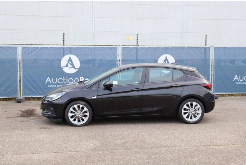 Opel Astra - Λιμουζίνα/ Sedan: φωτογραφία 1 Opel Astra - Λιμουζίνα/ Sedan: φωτογραφία 1